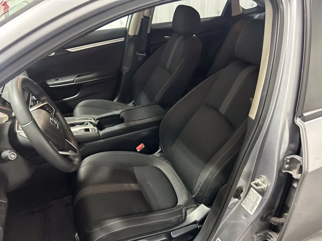 Honda Civic photo 13