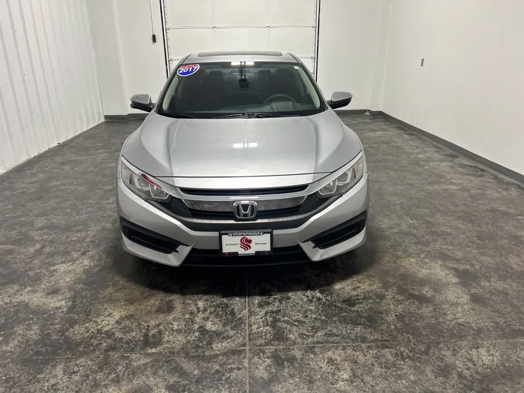 Honda Civic photo 6