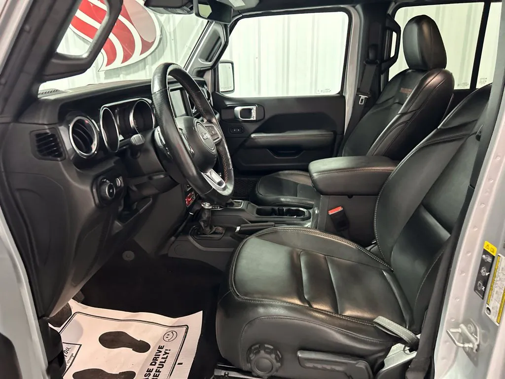Jeep Wrangler photo 17