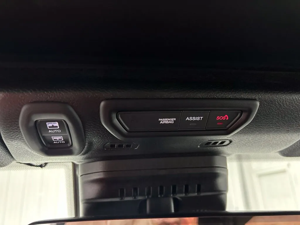 Jeep Wrangler photo 35