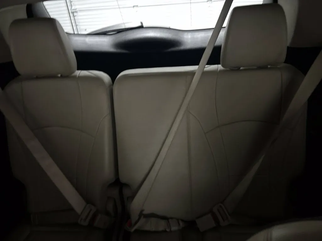 Buick Enclave photo 17