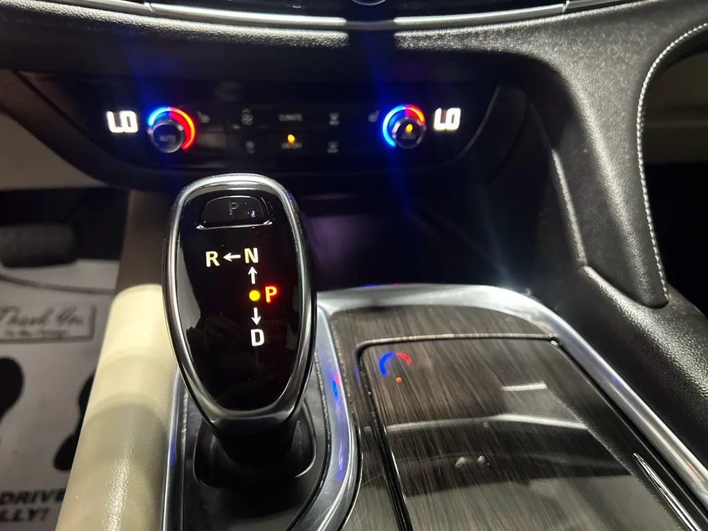 Buick Enclave photo 30