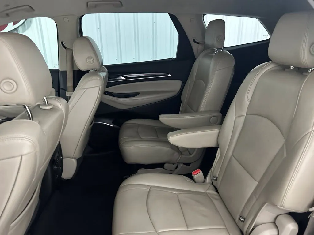 Buick Enclave photo 15