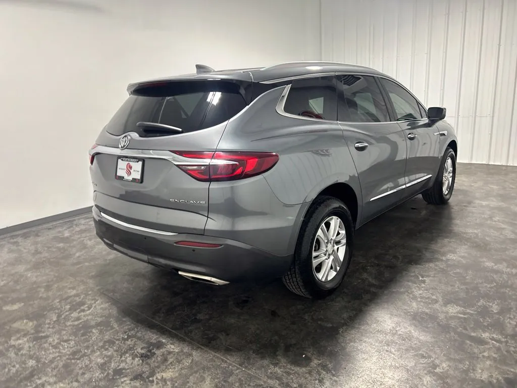 Buick Enclave photo 4