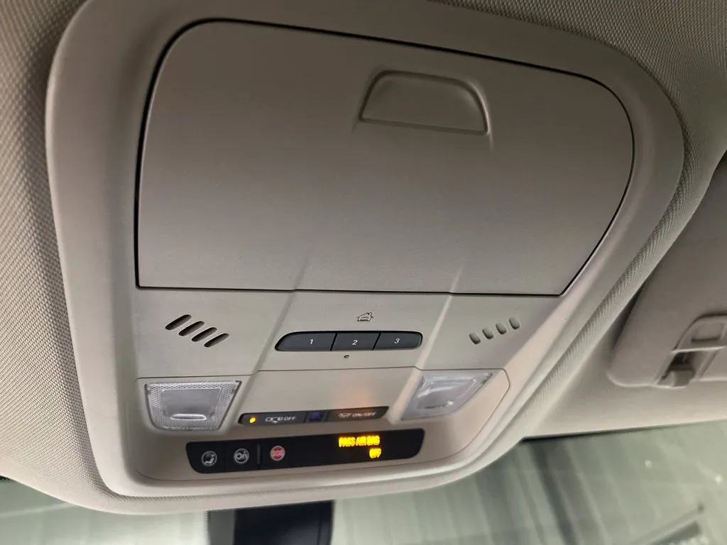 Buick Enclave photo 31