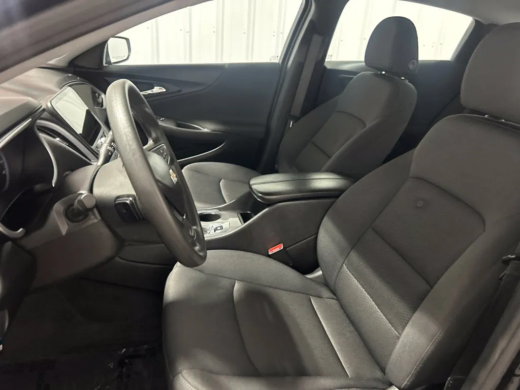 Chevrolet Malibu photo 12