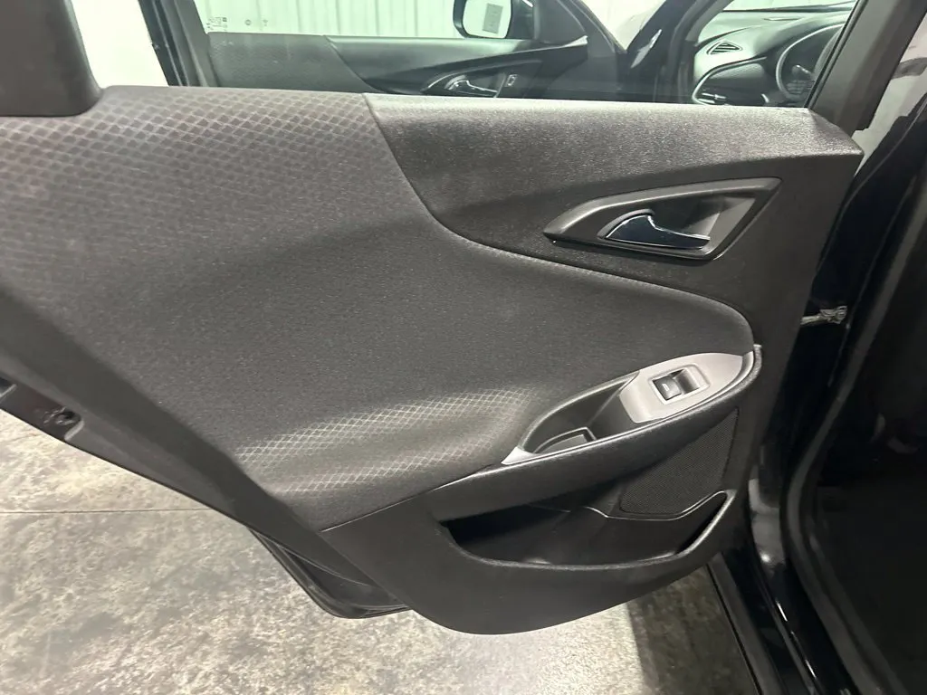 Chevrolet Malibu photo 17