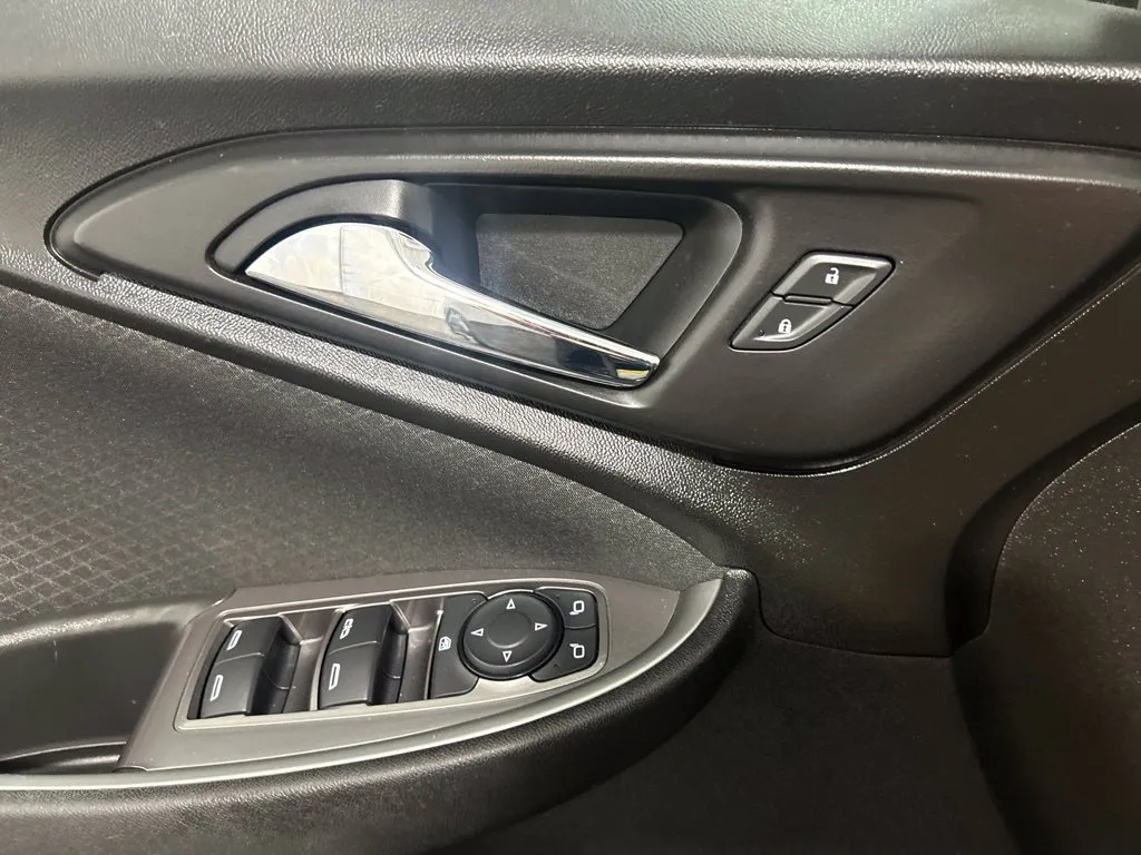 Chevrolet Malibu photo 34