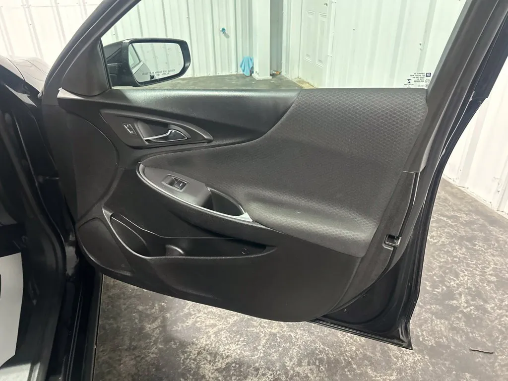 Chevrolet Malibu photo 21
