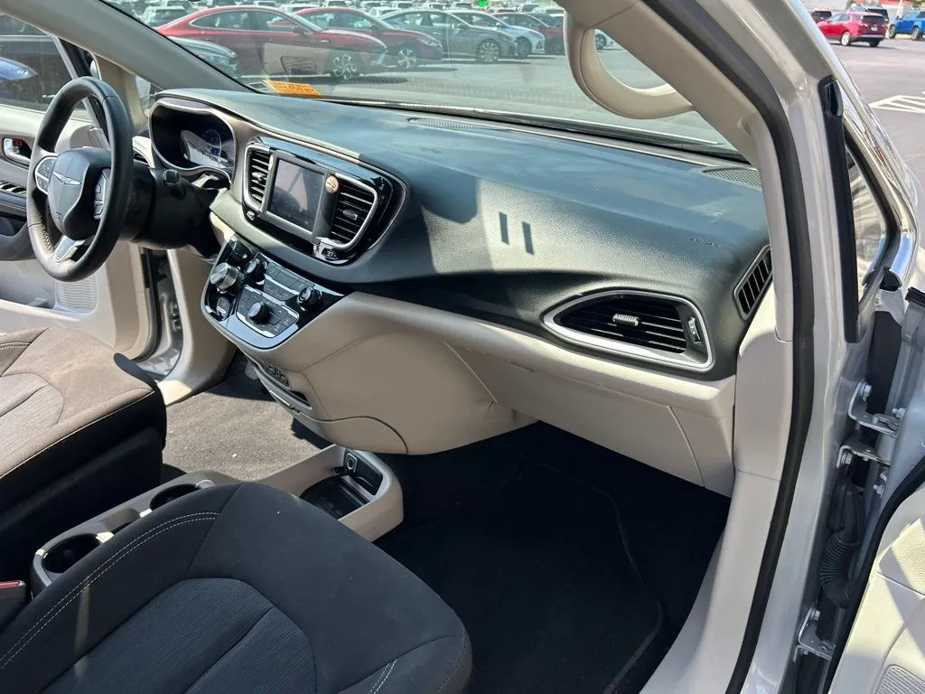 Chrysler Voyager photo 20