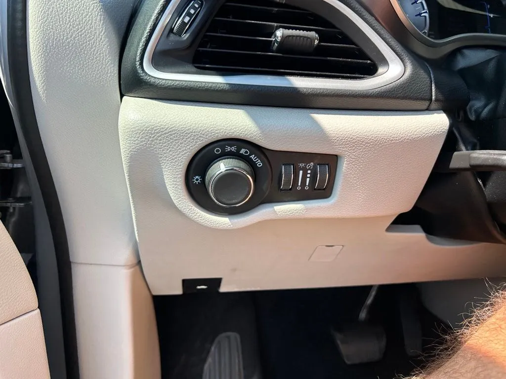 Chrysler Voyager photo 24