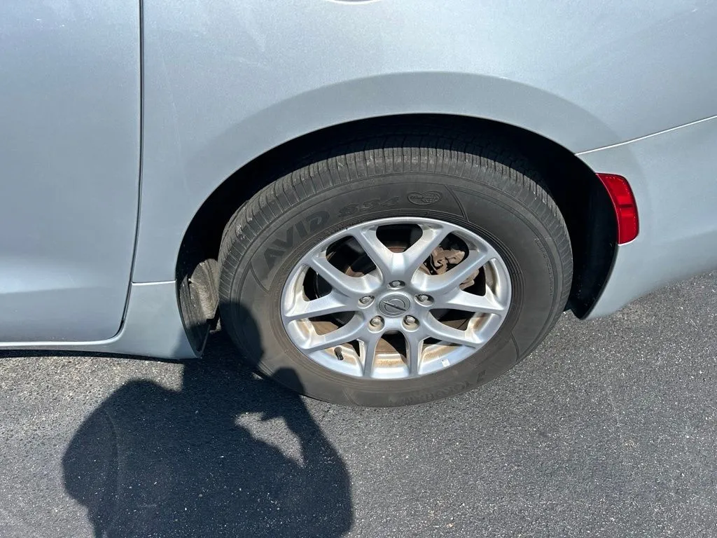 Chrysler Voyager photo 10