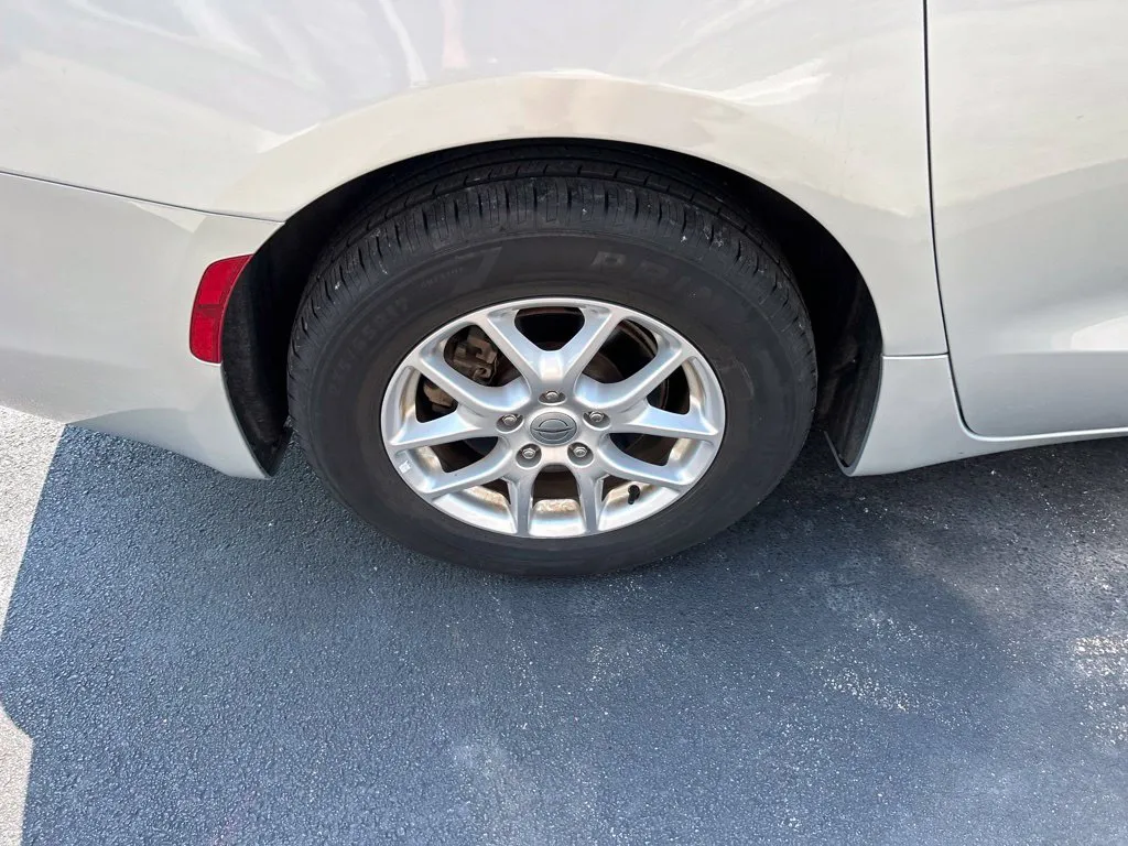 Chrysler Voyager photo 11