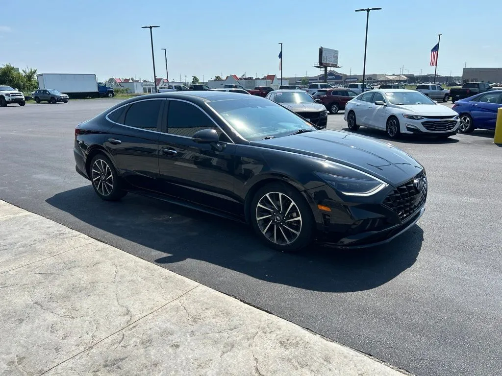 Hyundai Sonata photo 7