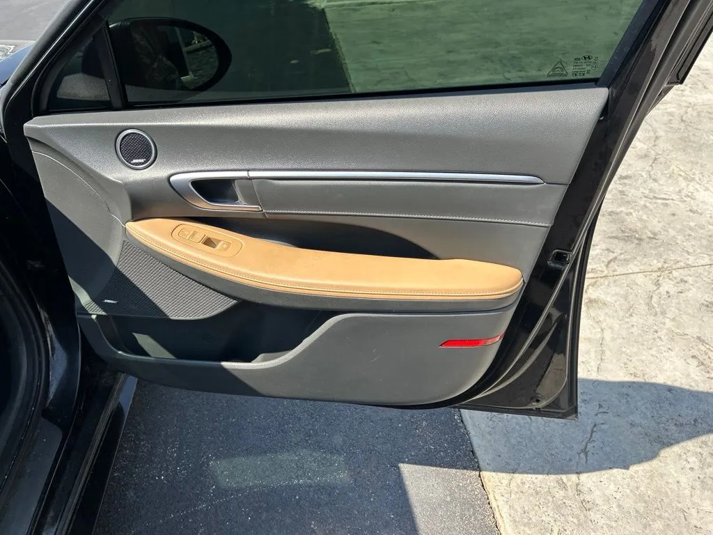 Hyundai Sonata photo 19