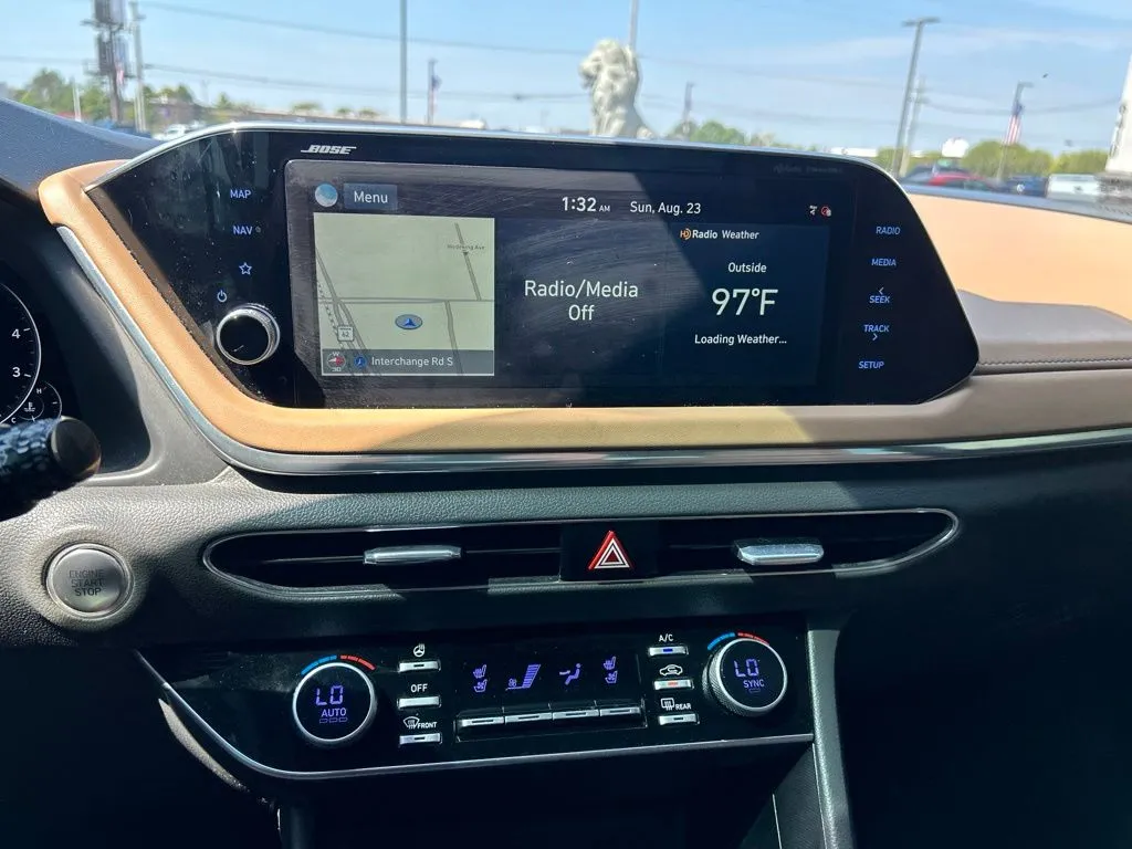 Hyundai Sonata photo 23
