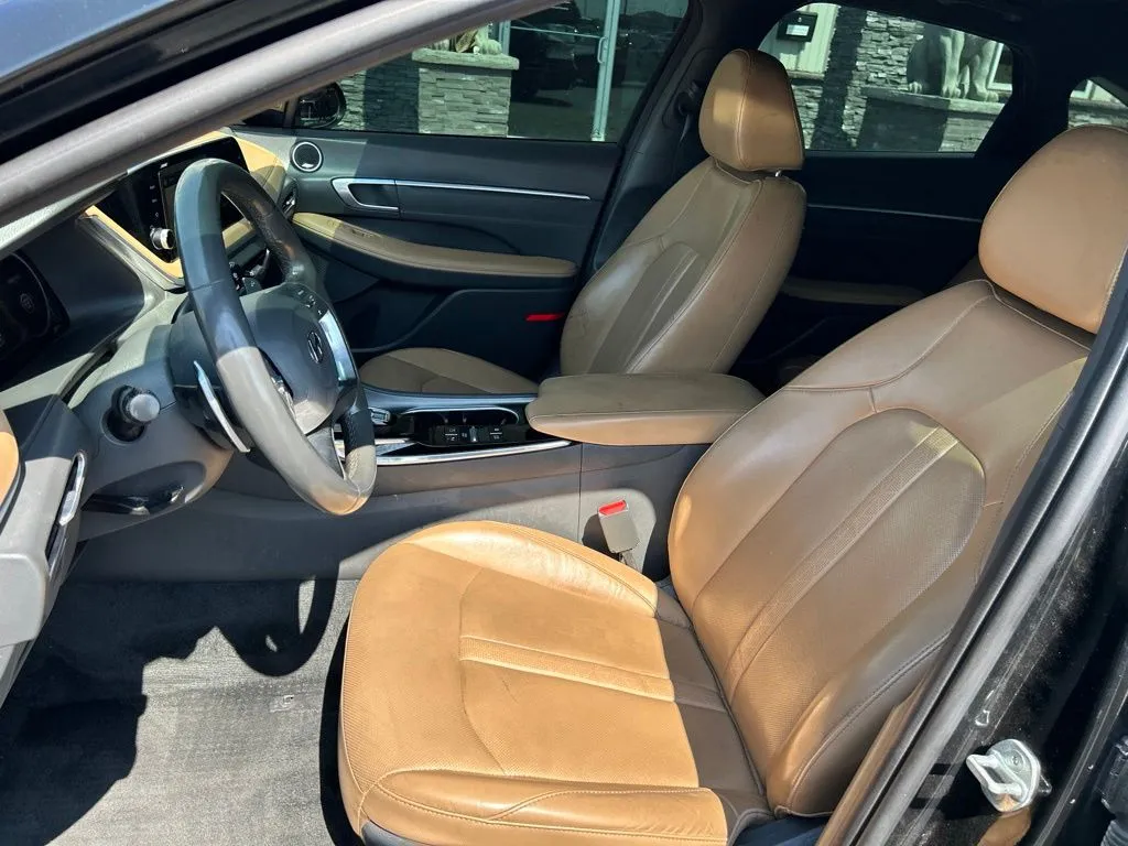 Hyundai Sonata photo 14