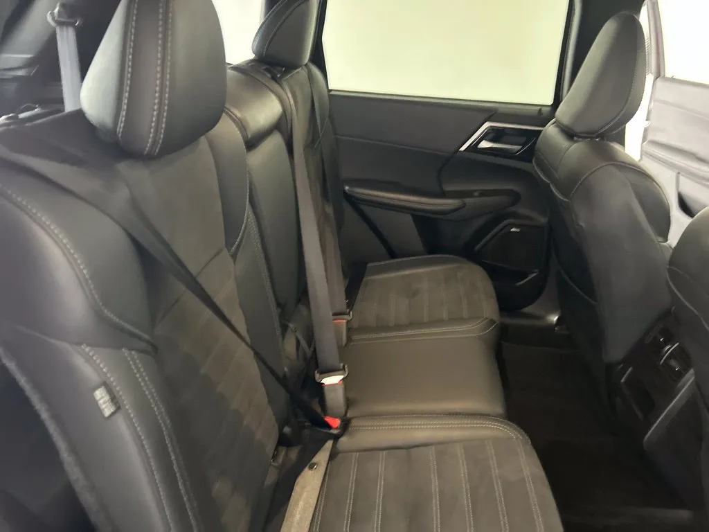 Mitsubishi Outlander photo 20