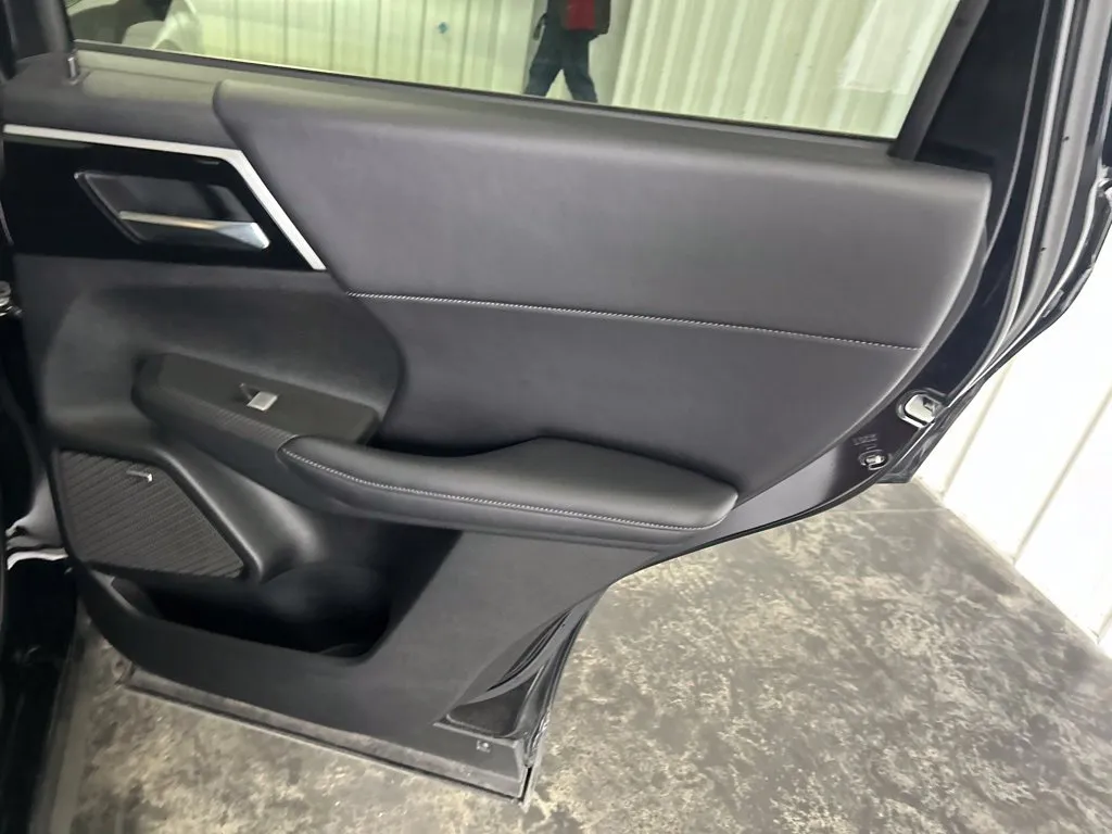 Mitsubishi Outlander photo 21