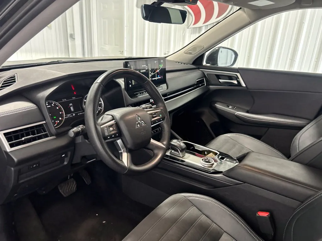 Mitsubishi Outlander photo 12