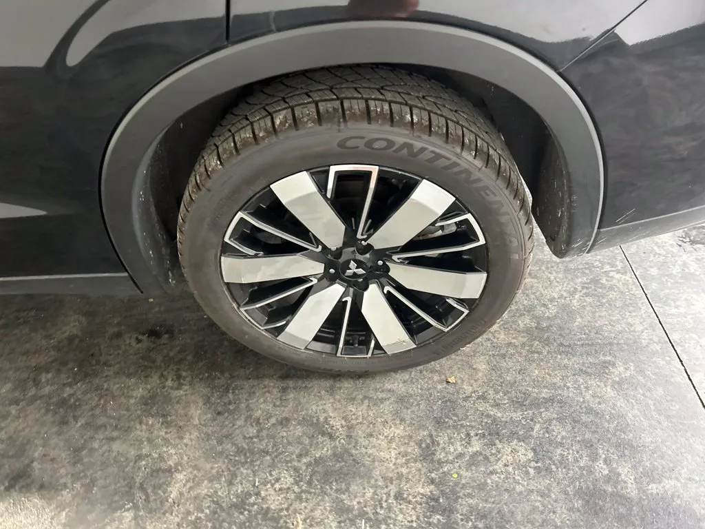 Mitsubishi Outlander photo 8