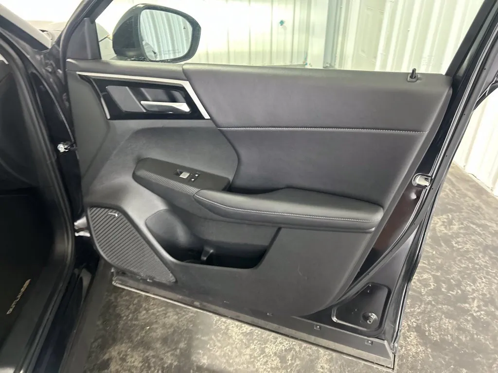 Mitsubishi Outlander photo 19