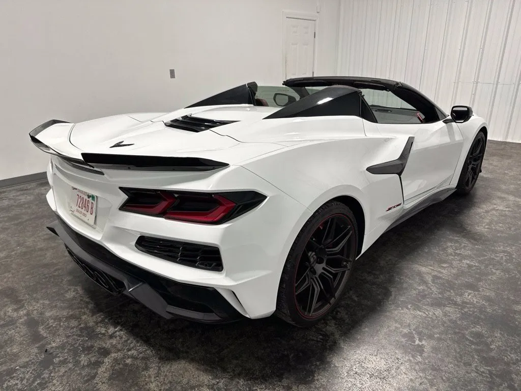 Chevrolet Corvette photo 8