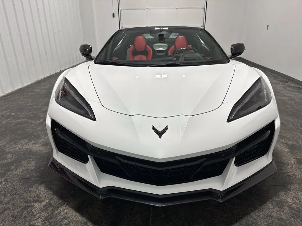 Chevrolet Corvette photo 3