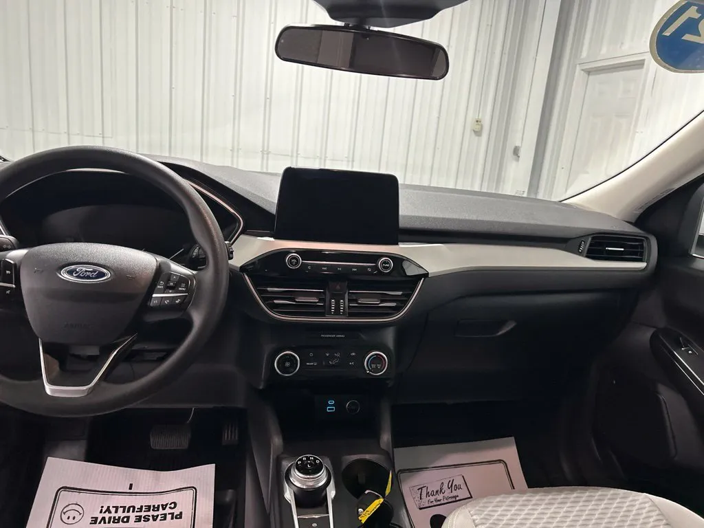 Ford Escape photo 18
