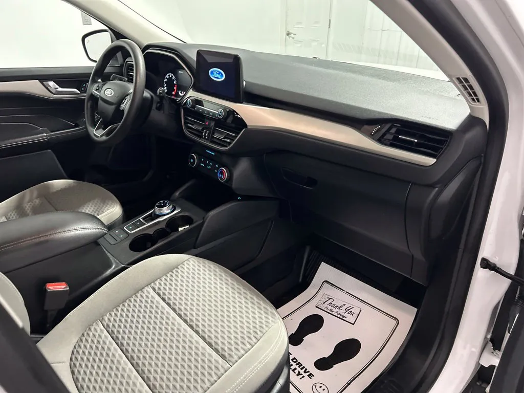 Ford Escape photo 20