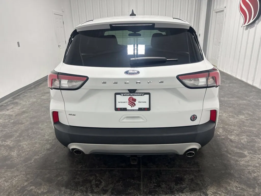 Ford Escape photo 3