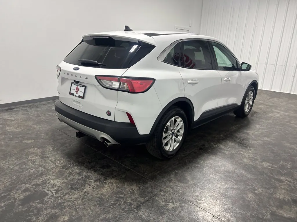 Ford Escape photo 4
