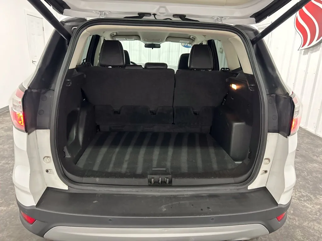 Ford Escape photo 18