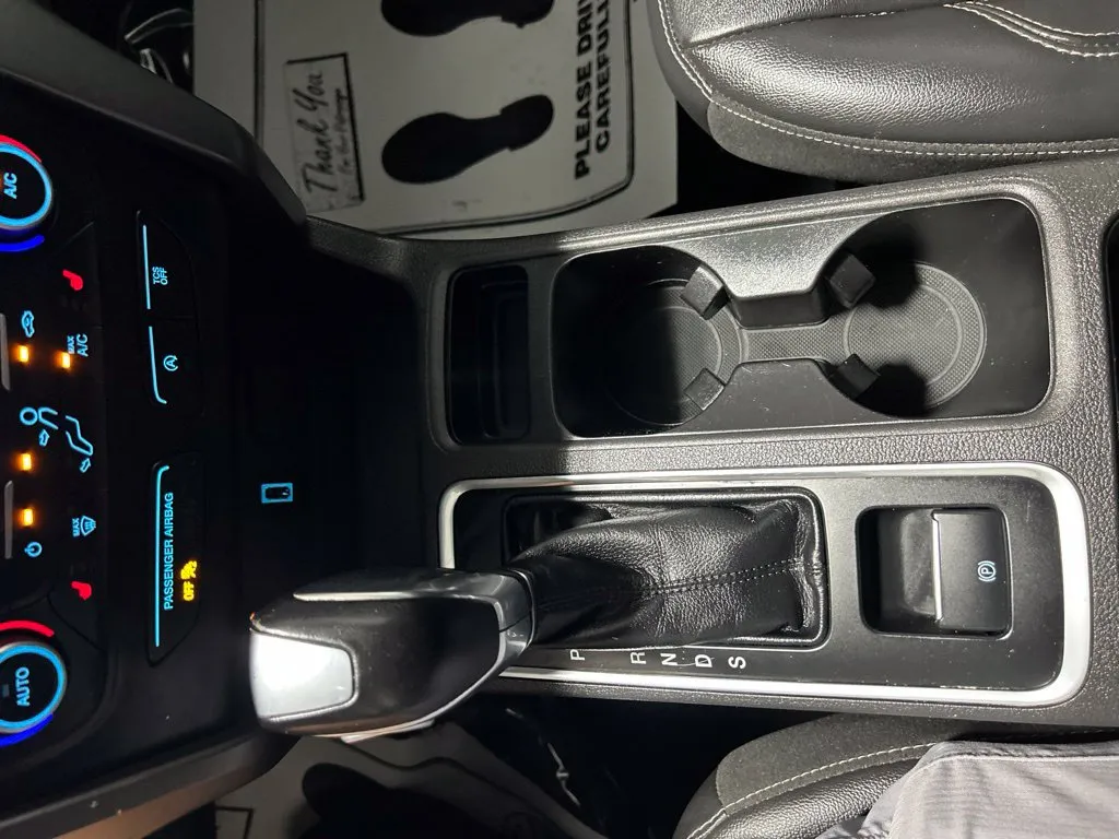 Ford Escape photo 26