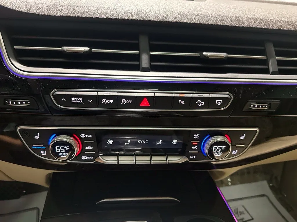 Audi Q7 photo 23