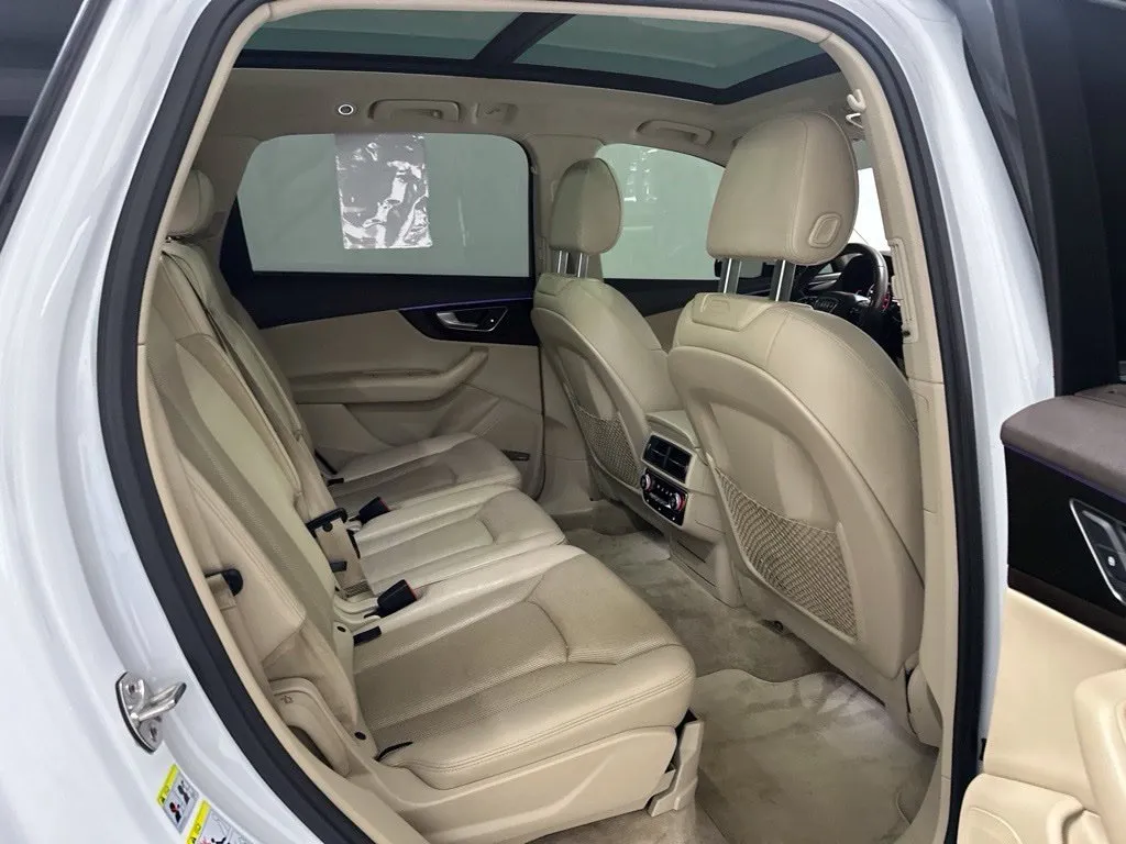 Audi Q7 photo 31