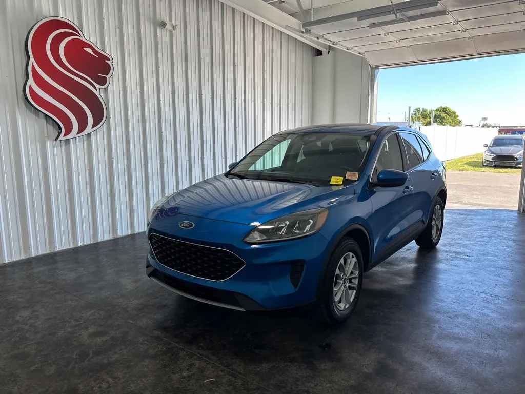 2020 Ford Escape SE