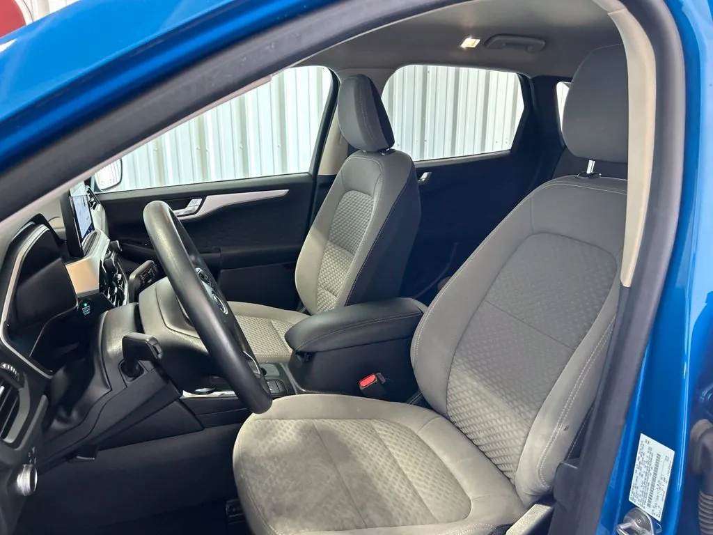 Ford Escape photo 11