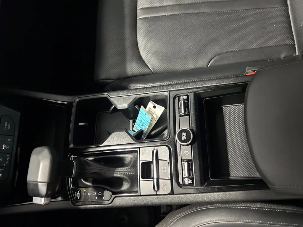 Kia K5 photo 25