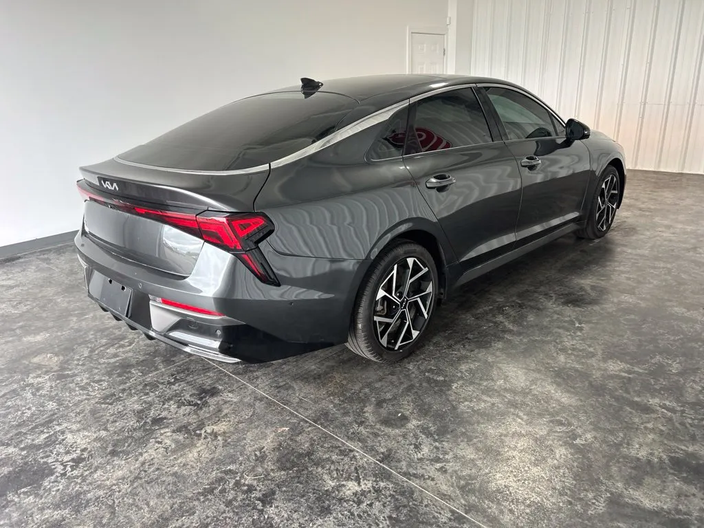 Kia K5 photo 4
