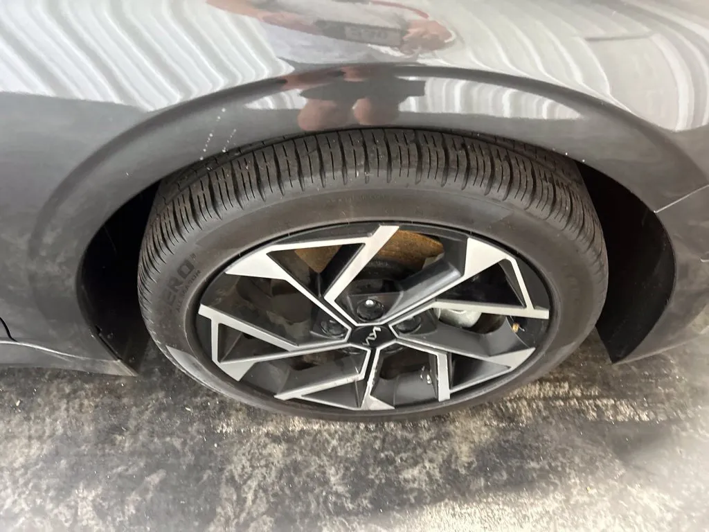 Kia K5 photo 11