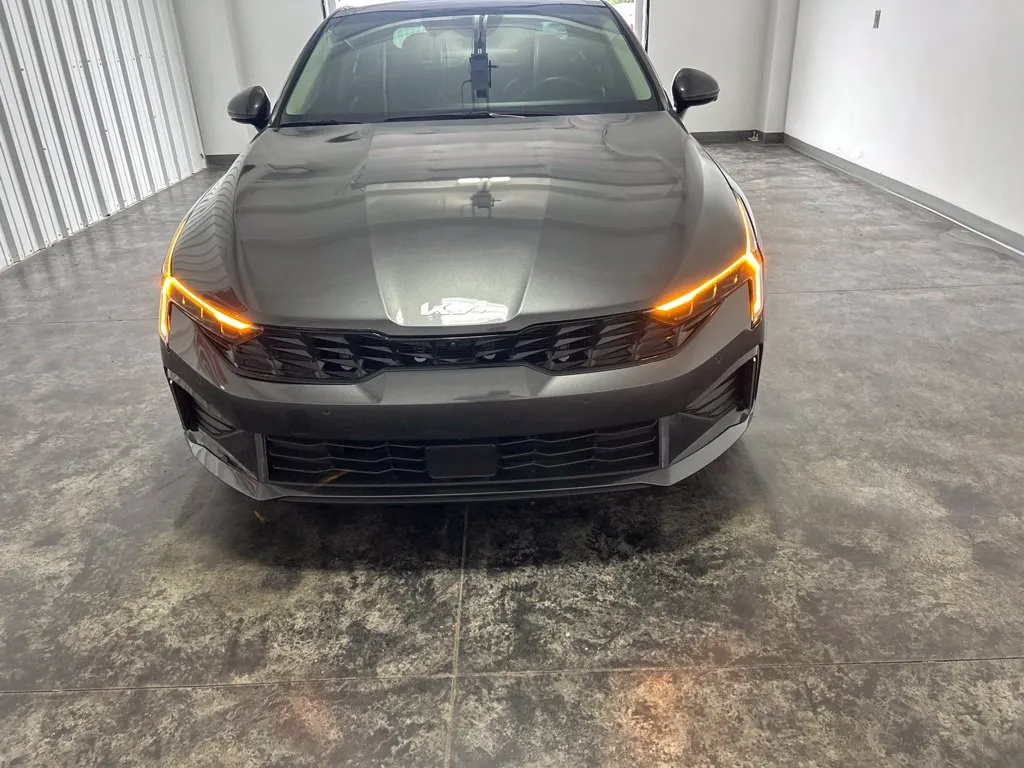 Kia K5 photo 6