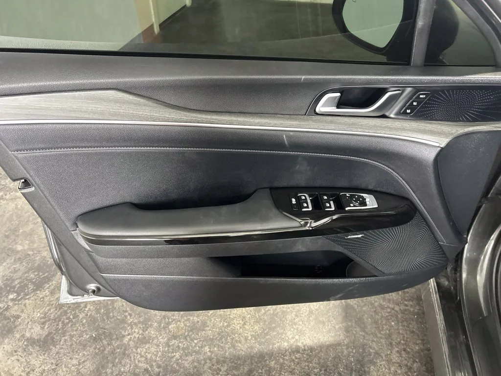 Kia K5 photo 14