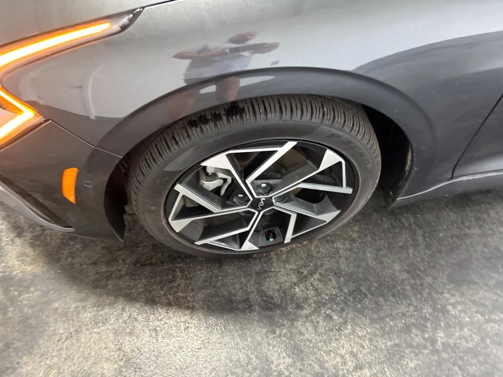 Kia K5 photo 7
