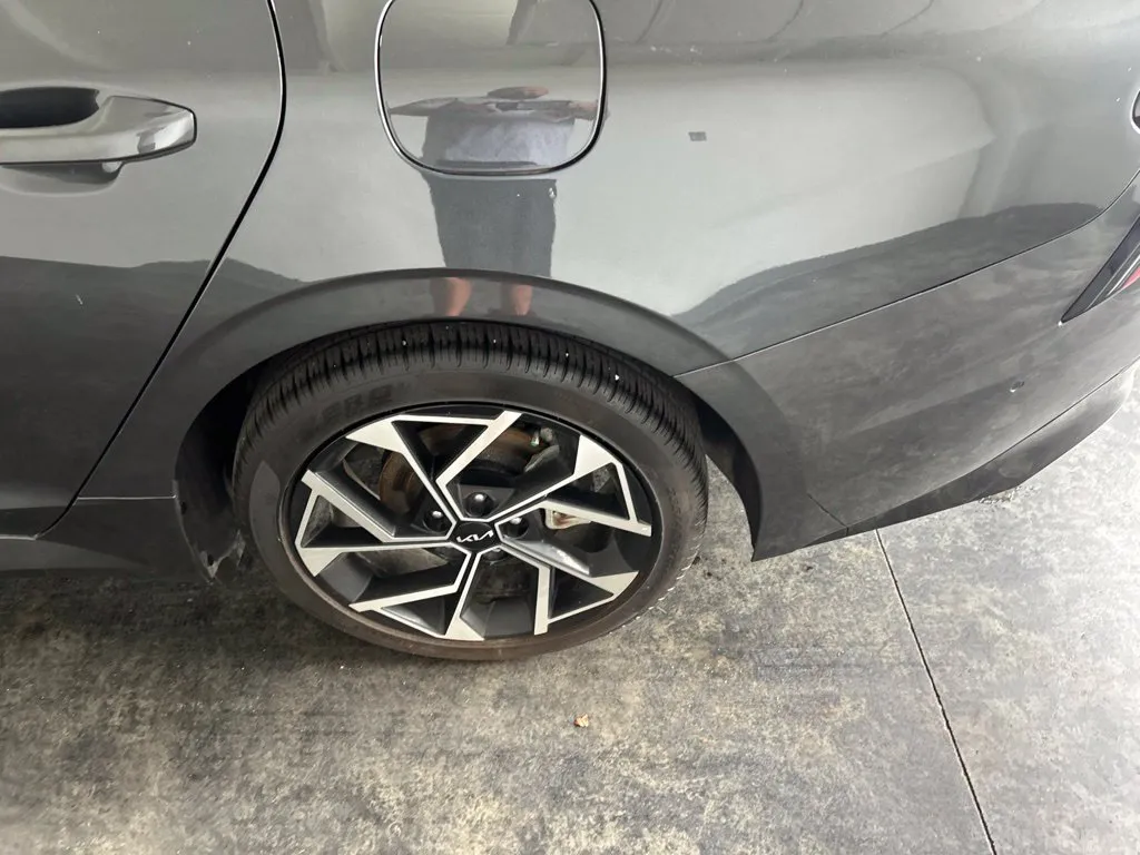 Kia K5 photo 9