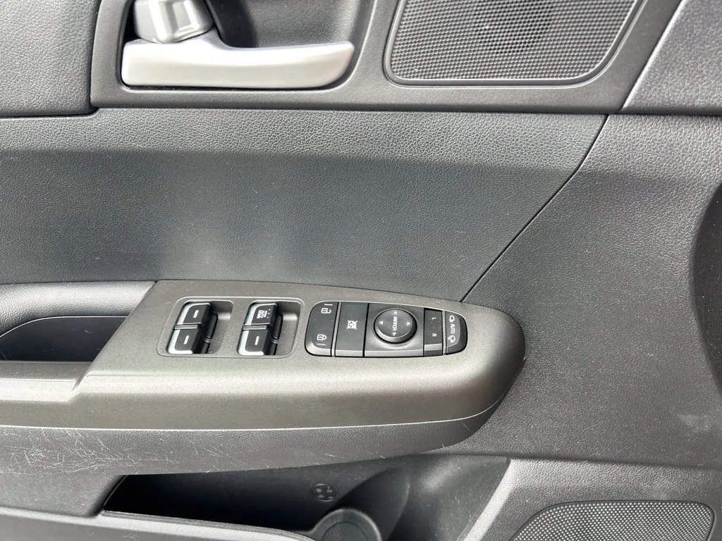 Kia Sportage photo 29