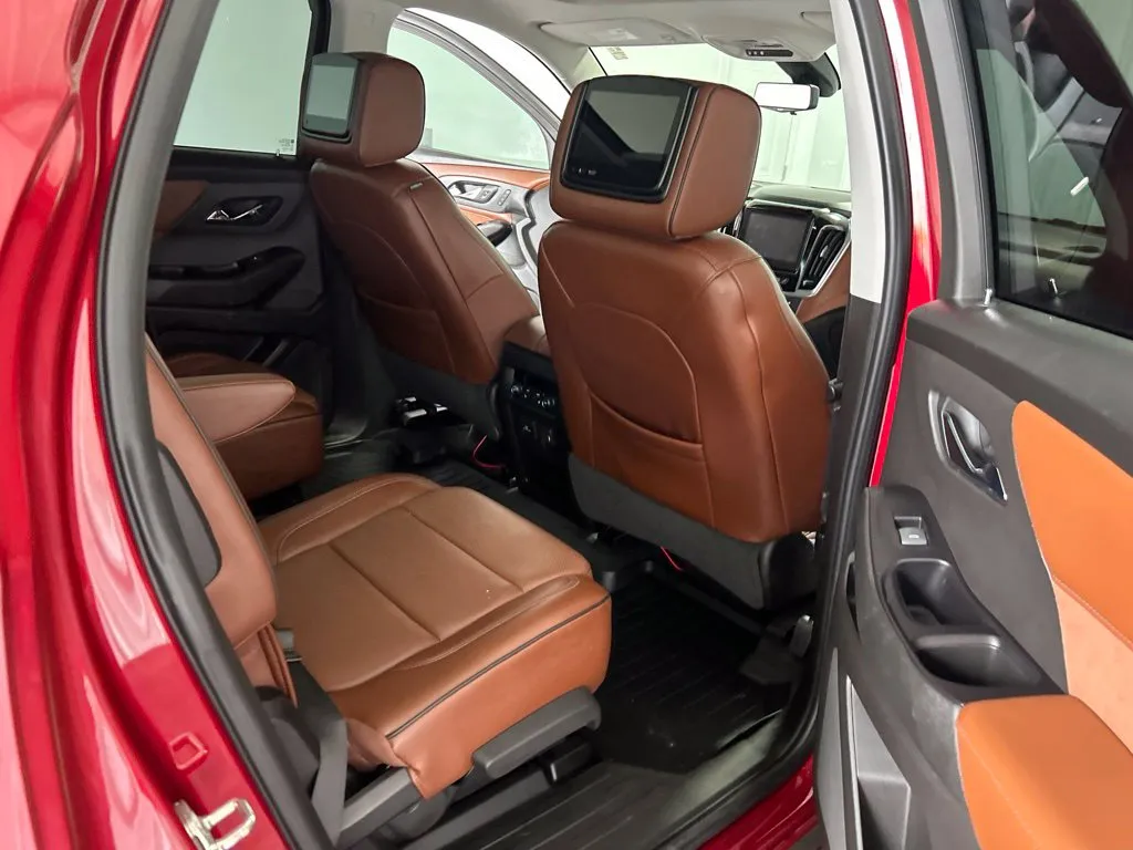 Chevrolet Traverse photo 19