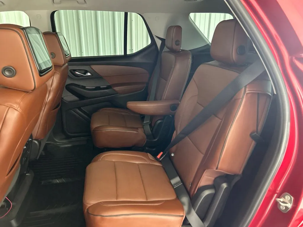 Chevrolet Traverse photo 12