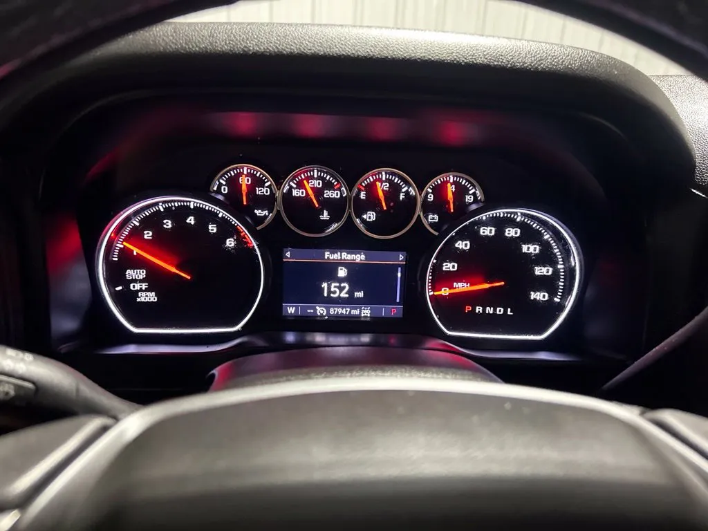 Chevrolet Silverado photo 28