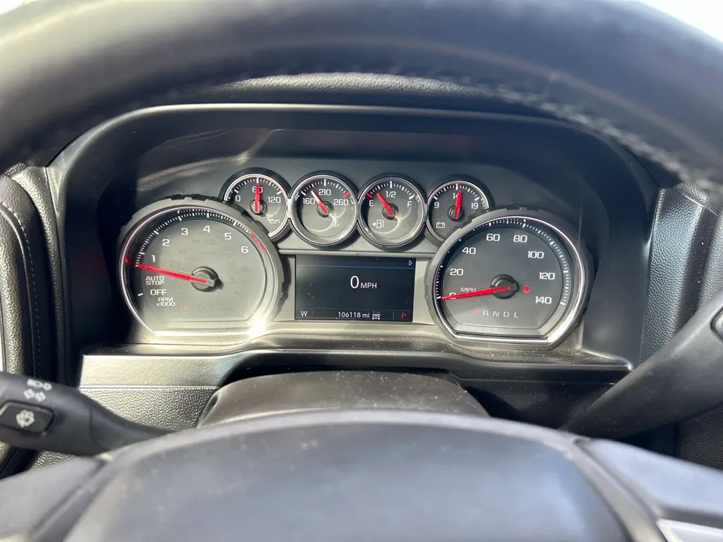 Chevrolet Silverado photo 27